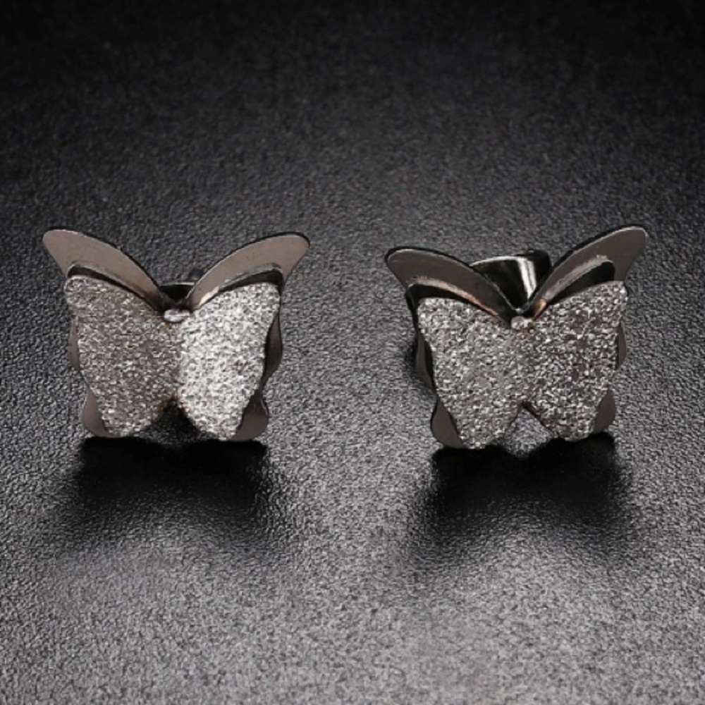 NEW!๐๐๐ฆBUTTERFLIES!!!๐ฆ๐๐SILVERY!๐BEAUTIFUL! - Picture 2 of 8